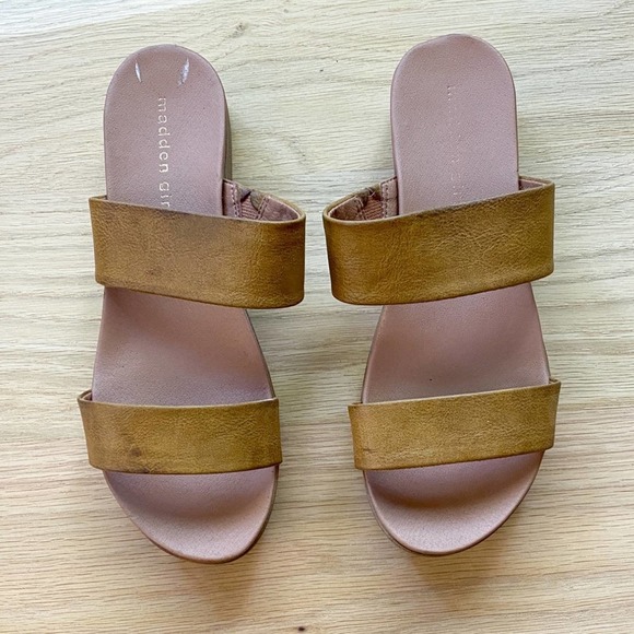 Women's Mixed Size/Brand  Lot of Four (4) Sandals Bundle sizes 7,7.5, & 8 - Picture 4 of 16